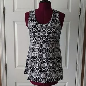 Geometric print tank